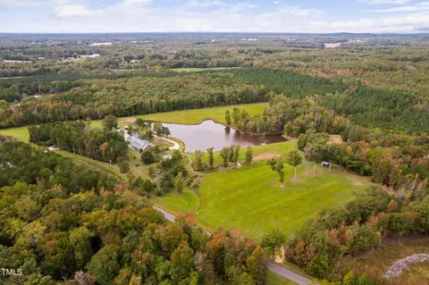 318 Outlaw Rd, Roxboro, NC 27574