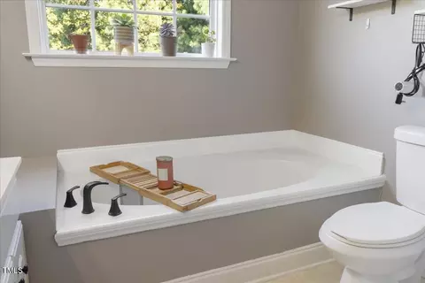 Bath - 155 Foxglove Drive Dr, Garner, NC 27529 photo 3 of 4