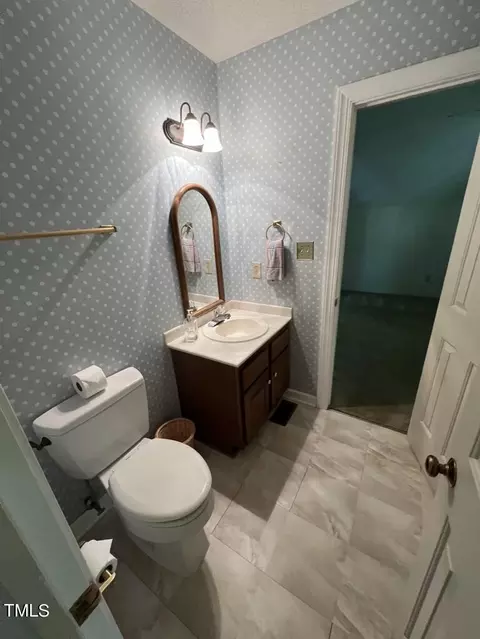 Bath - 101 Danforth Dr, Cary, NC 27511 photo 3 of 3