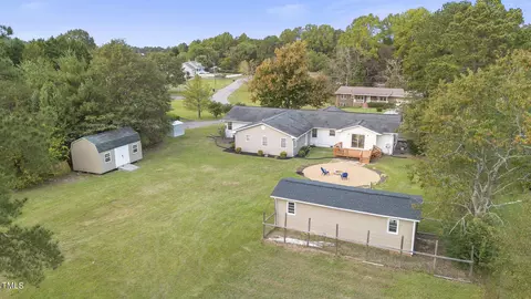 317 Edgewater Dr, Broadway, NC 27505 photo 8