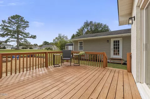 317 Edgewater Dr, Broadway, NC 27505 photo 23
