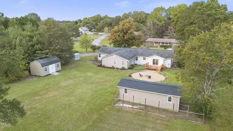 317 Edgewater Dr, Broadway, NC 27505 photo 7