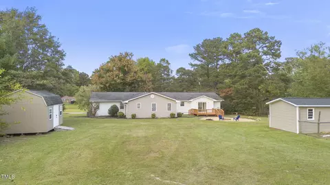 317 Edgewater Dr, Broadway, NC 27505 photo 6