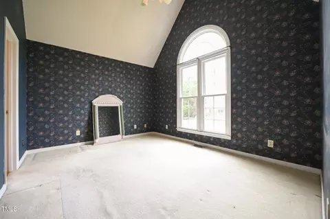 Bedroom - 313 William Dr, Benson, NC 27504 photo 1 of 10