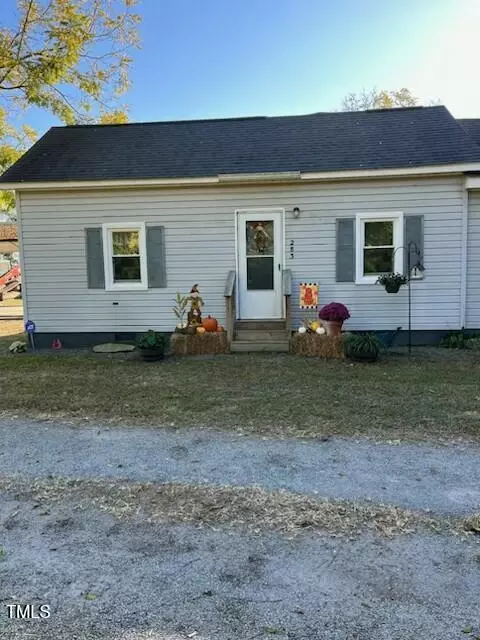 Exterior - 283 Pump Station Rd, Erwin, NC 28339 photo 2 of 6