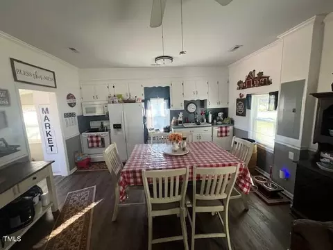Dining - 283 Pump Station Rd, Erwin, NC 28339 photo 1 of 2
