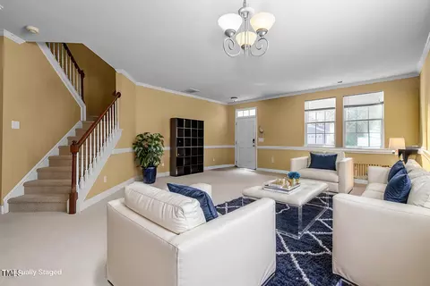 404 Ashburn Ln, Durham, NC 27703 photo 2