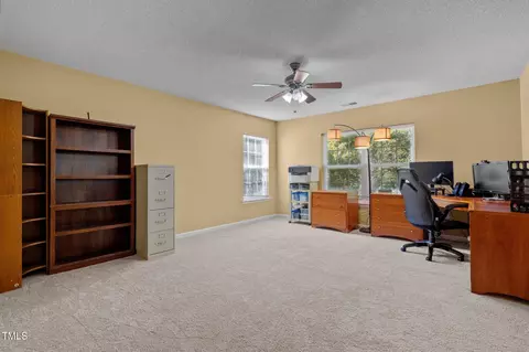 404 Ashburn Ln, Durham, NC 27703 photo 12