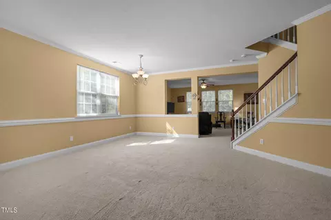 404 Ashburn Ln, Durham, NC 27703 photo 3