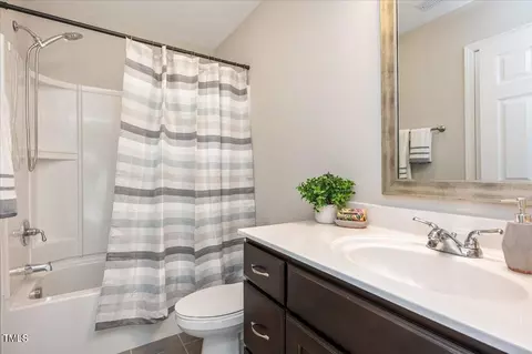 Bath - 1629 Main Divide Dr, Wake Forest, NC 27587 photo 3 of 4