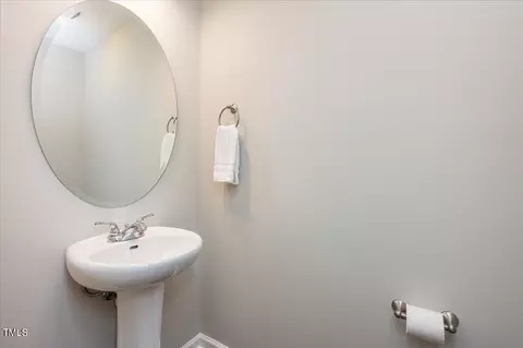 Bath - 1629 Main Divide Dr, Wake Forest, NC 27587 photo 4 of 4