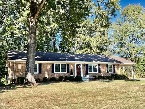 1016 Driftwood Dr, Siler City, NC 27344