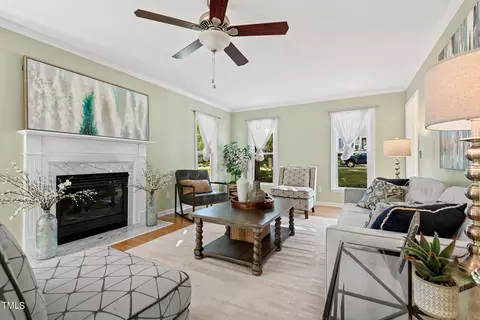 314 Maymount Dr, Durham, NC 27703