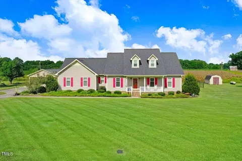 1202 Old Smith Chapel Rd, Mount Olive, NC 28365