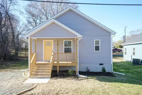 1720 Blackwell Rd, Burlington, NC 27217