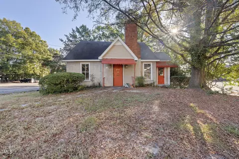 614 Tower St, Raleigh, NC 27607 photo 1
