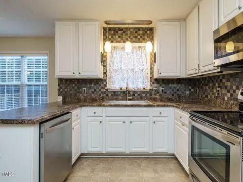 646 Olympic Trl, Garner, NC 27529 photo 15