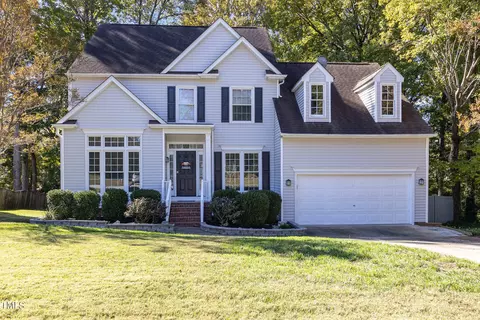 201 Smokemont Dr, Cary, NC 27513