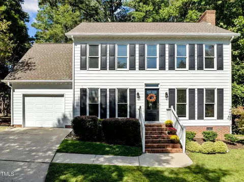 1004 Old Hill Ct, Apex, NC 27502