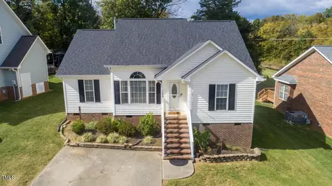 204 Mallard Creek Dr, Graham, NC 27253