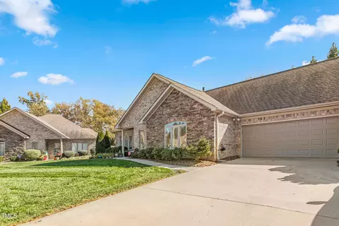 6305 Stone Gables Ct, Jamestown, NC 27282