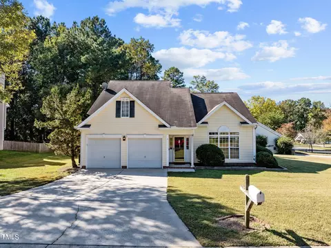 3 Stillhouse Pl, Durham, NC 27704