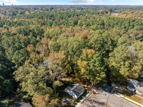 702 Berwyn 9999 Ave, Durham, NC 27704