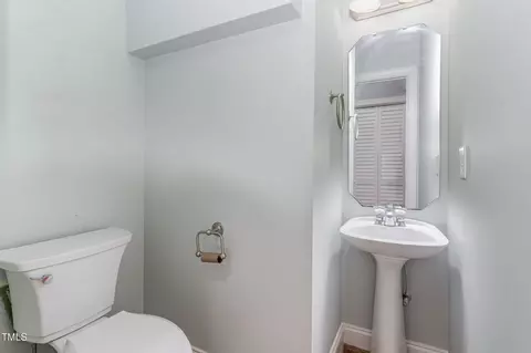 106 Rustic Pine Ct, Apex, NC 27502 photo 17