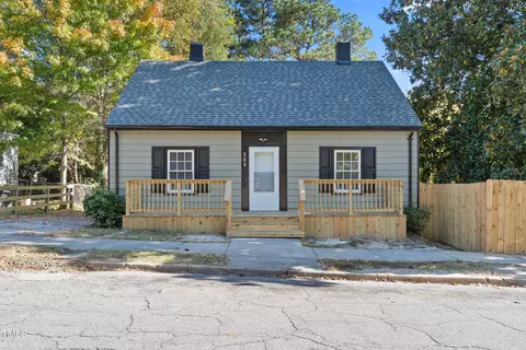 509 Zene St, Henderson, NC 27536