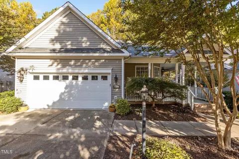 415 Knotts Valley Ln, Cary, NC 27519