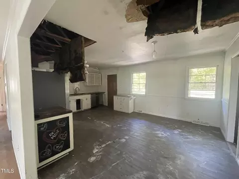 5105 Stanley Rd, Durham, NC 27704 photo 6