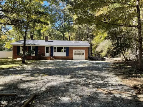 5105 Stanley Rd, Durham, NC 27704 photo 2