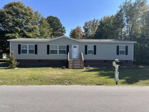 208 Burton Avenue Ave, Dunn, NC 28334
