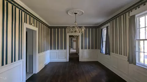 223 Willowood Dr, Henderson, NC 27536 photo 7