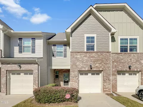 9306 Lennox Laurel Cir, Raleigh, NC 27617