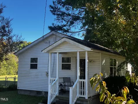 208 Windimere Ave, Oxford, NC 27565