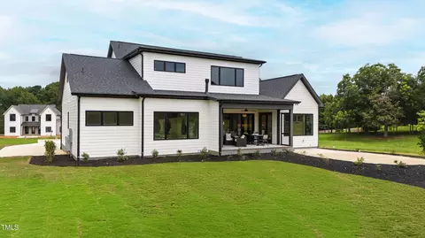 280 Forest Bridge Rd, Youngsville, NC 27596