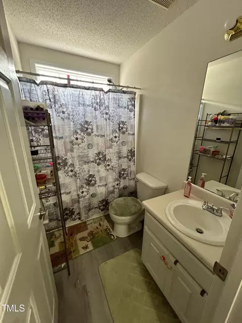111 Wimbledon Ct, Clayton, NC 27520 photo 8
