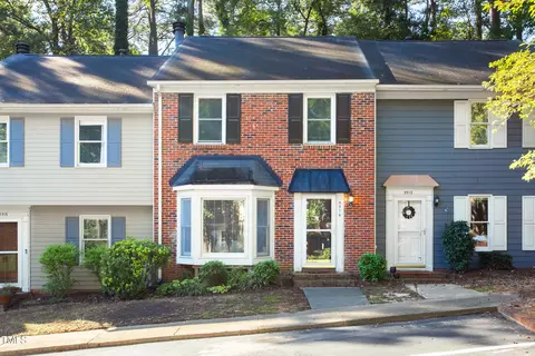 5514 Hamstead Xing, Raleigh, NC 27612