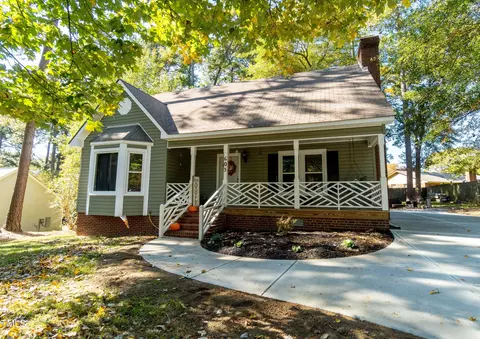 605 Wellington Dr, Zebulon, NC 27597