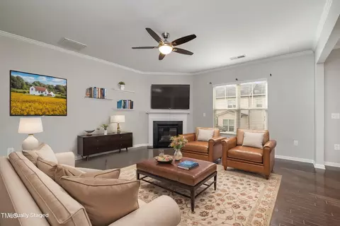 810 Brier Crossings Loop, Durham, NC 27703 photo 9