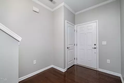 810 Brier Crossings Loop, Durham, NC 27703 photo 6