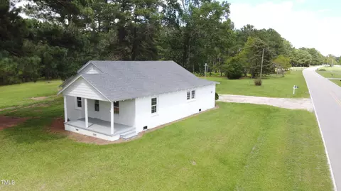 814 Shade Tree Rd, Benson, NC 27504 photo 4
