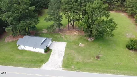 814 Shade Tree Rd, Benson, NC 27504 photo 12