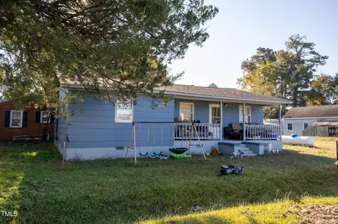 303 S Elm St, Princeton, NC 27569