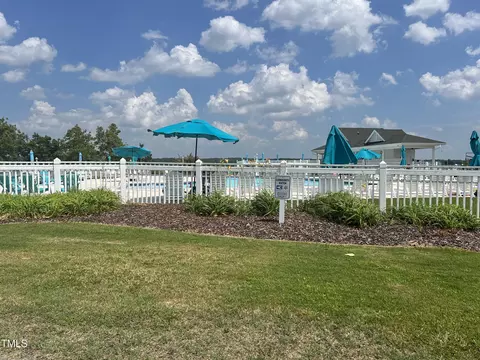 238 Chestnut Dr, Vass, NC 28394 photo 15