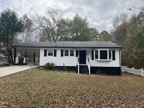1910 Willow Ln, Henderson, NC 27536