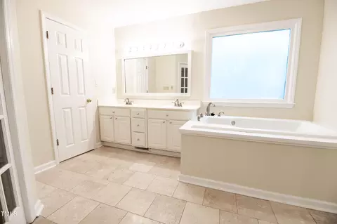 Bath - 119 Chris Ct, Garner, NC 27529 photo 1 of 5