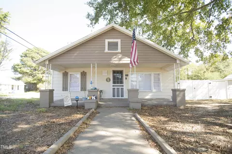 151 S Railroad St, Coats, NC 27521