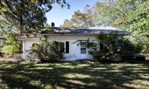 1833 Zebulon Rd, Zebulon, NC 27597